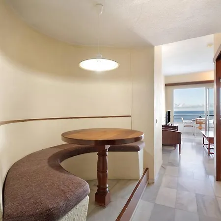 Over The Ocean Apartment